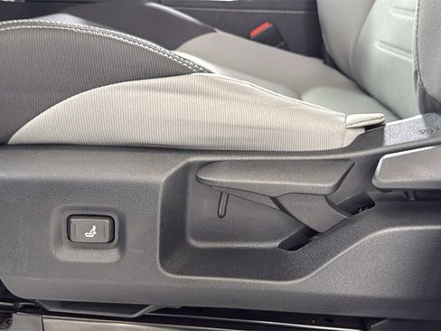 Certified 2025 Toyota Tacoma TRD Sport image 14