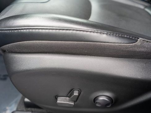 Used 2022 Jeep Cherokee Limited image 20