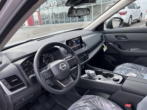 Certified 2025 Nissan Rogue S image 12