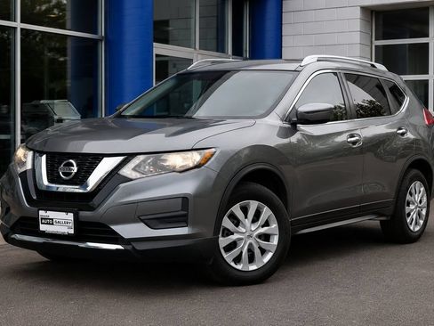 Used 2017 Nissan Rogue S w/ S Appearance Package AWD/4WD image 1
