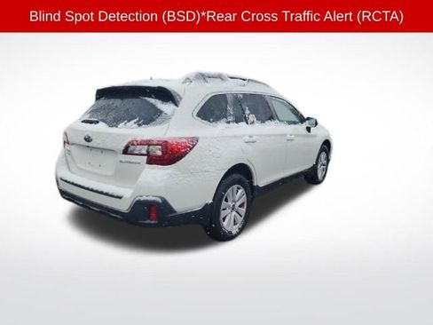 Used 2018 Subaru Outback 2.5i Premium image 5