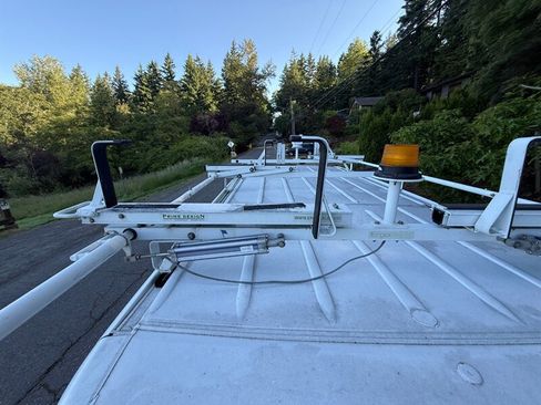 Used 2012 Mercedes-Benz Sprinter 2500 w/ Additional Battery Pkg image 20