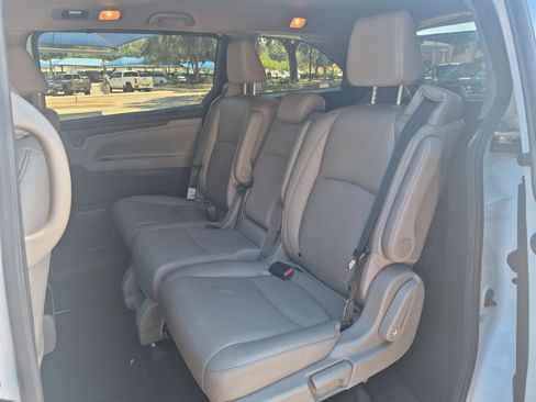 Certified 2022 Honda Odyssey EX-L image 14