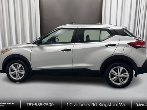 Certified 2019 Nissan Kicks S FWD image 8