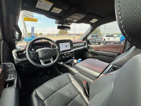 Used 2023 Ford F150 Lariat image 11
