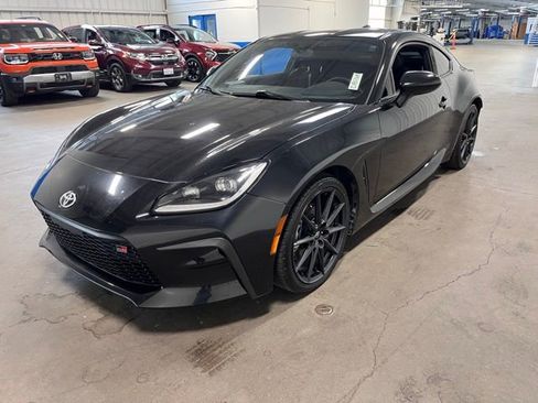 Used 2023 Toyota GR86 Premium w/ ALL Weather Mat Package (TMS) RWD image 7