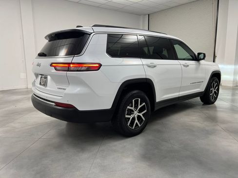 Used 2024 Jeep Grand Cherokee L Limited w/ Luxury Tech Group II image 7