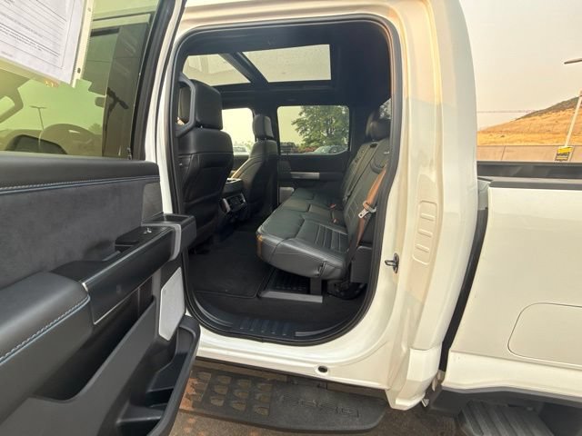 Used 2025 Ford F350 Platinum w/ Tremor Off-Road Package AWD/4WD image 11