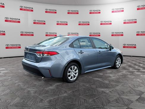 Used 2024 Toyota Corolla LE FWD image 5