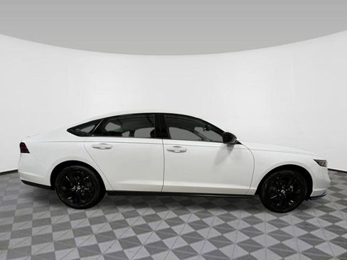 New 2025 Honda Accord SE image 6