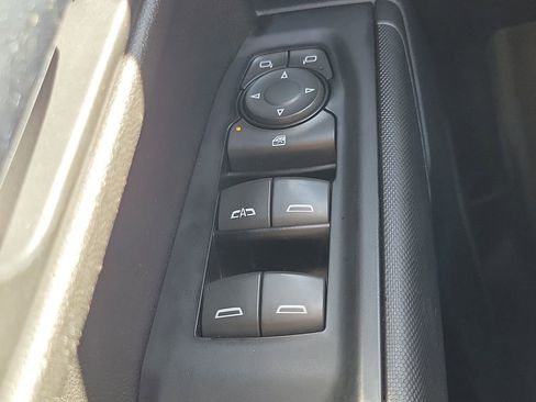 Used 2019 Chevrolet Silverado 1500 Custom Trail Boss w/ Custom Convenience Package image 19