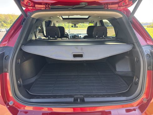 Used 2018 Chevrolet Equinox LT FWD image 11