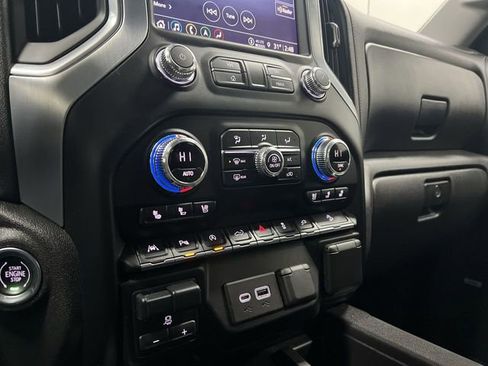 Certified 2021 GMC Sierra 1500 SLT w/ SLT Premium Plus Package AWD/4WD image 17