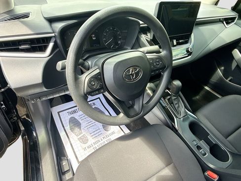 Used 2024 Toyota Corolla LE image 12