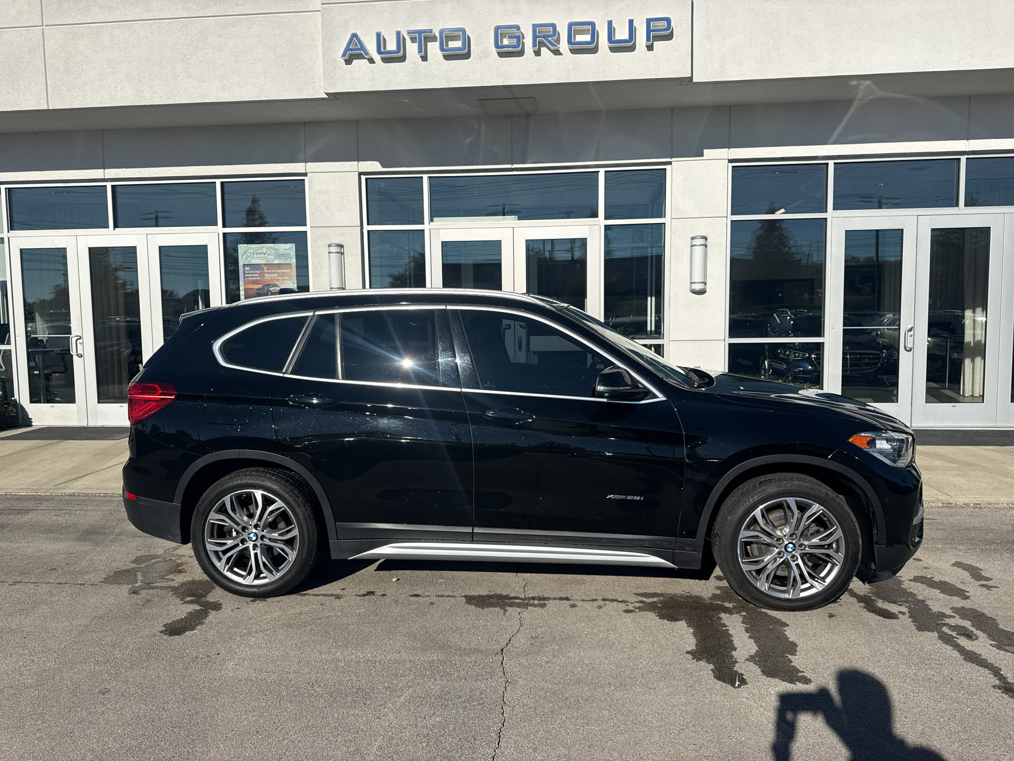 Used 2017 BMW X1 xDrive28i AWD/4WD image 2