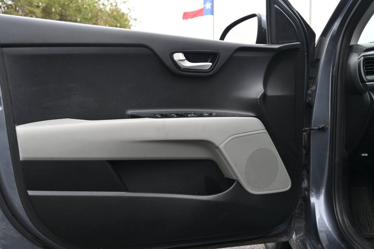 Used 2019 Kia Rio S FWD image 19