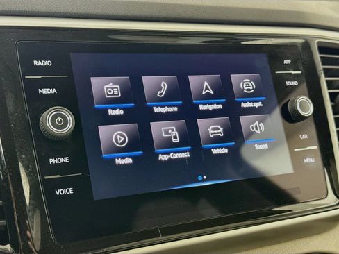 Certified 2023 Volkswagen Atlas SE AWD/4WD image 16