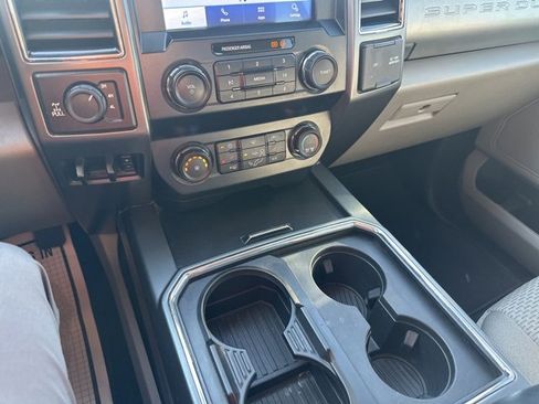 Used 2022 Ford F250 XLT w/ XLT Premium Package image 41