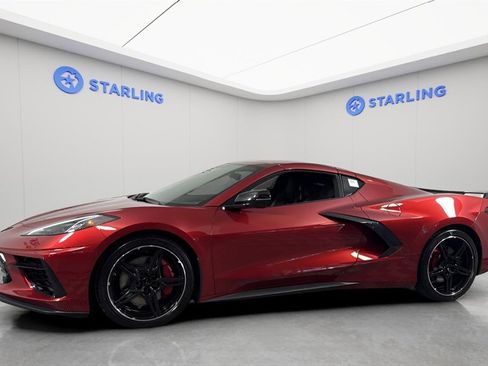 Used 2022 Chevrolet Corvette Stingray Premium Cpe w/ Z51 Performance Package image 2