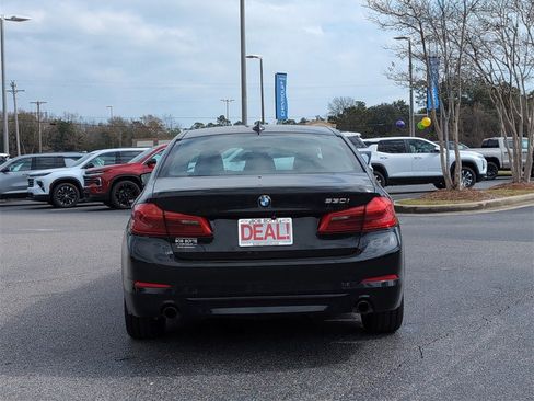 Used 2018 BMW 530i image 4
