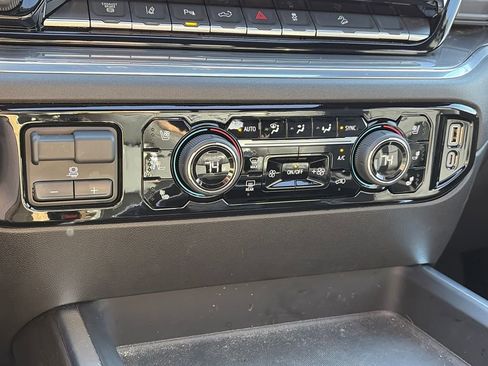 Used 2025 Chevrolet Silverado 2500 High Country w/ High Country Premium Package AWD/4WD image 26