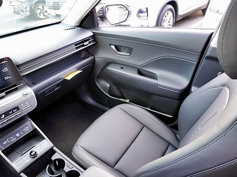 New 2026 Hyundai Kona SEL Premium image 24