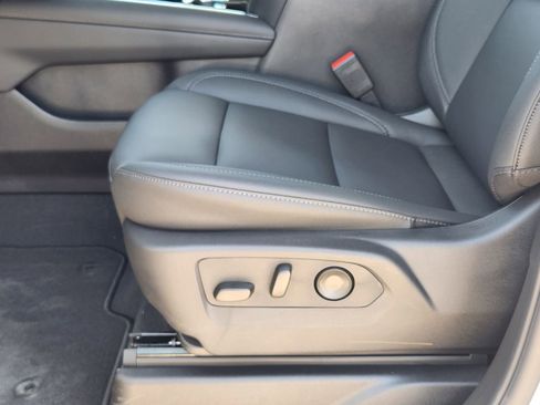 New 2026 Chevrolet Suburban LT w/ Comfort Package image 21