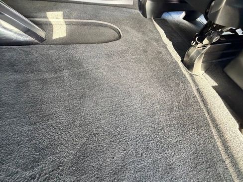 Used 2020 Tesla Model X Long Range image 95