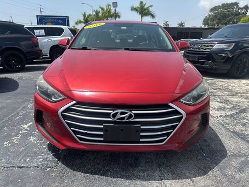 Used 2018 Hyundai Elantra SEL FWD image 5