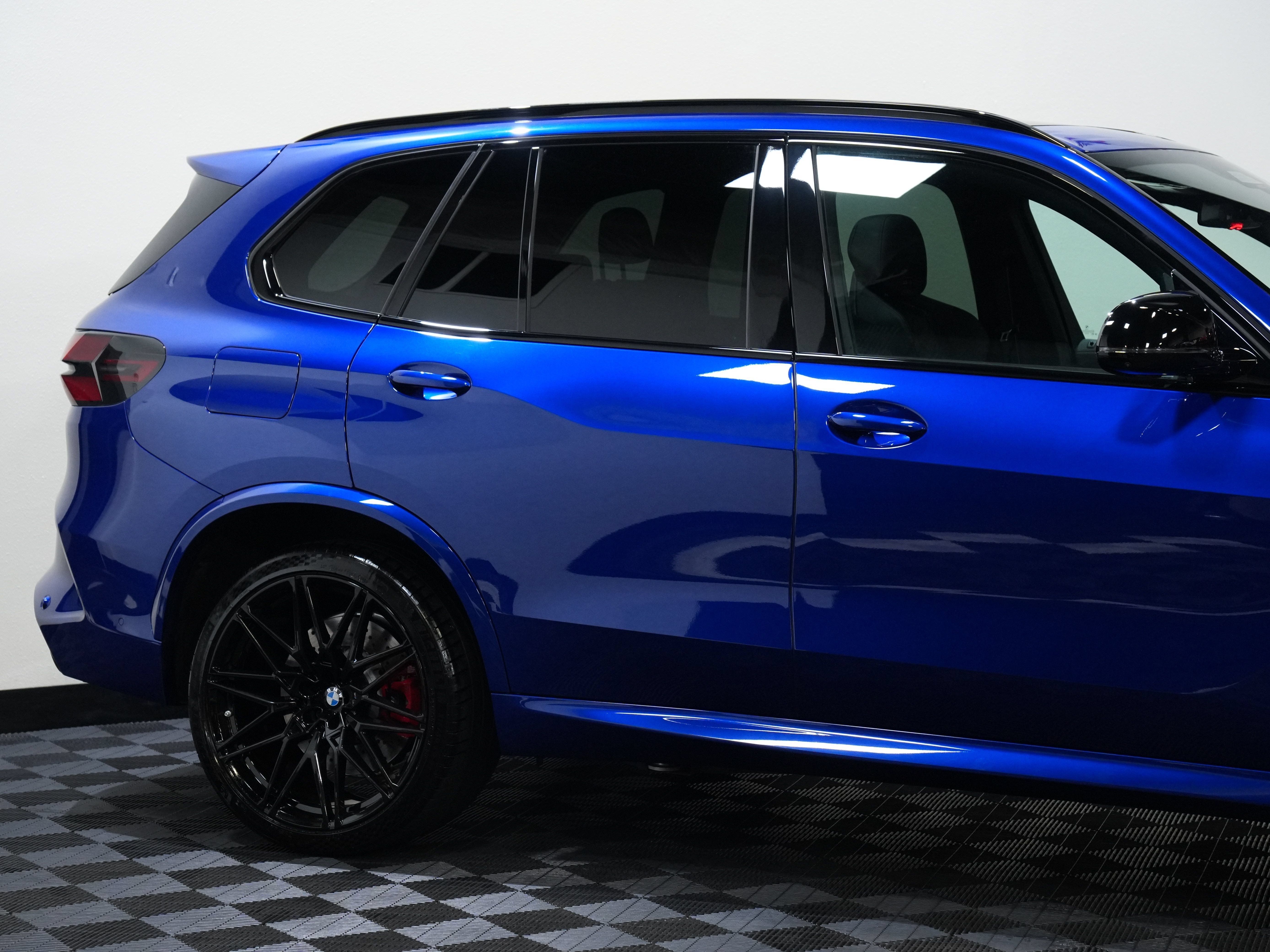 Used 2024 BMW X5 M Competition w/ Executive Package AWD/4WD image 14