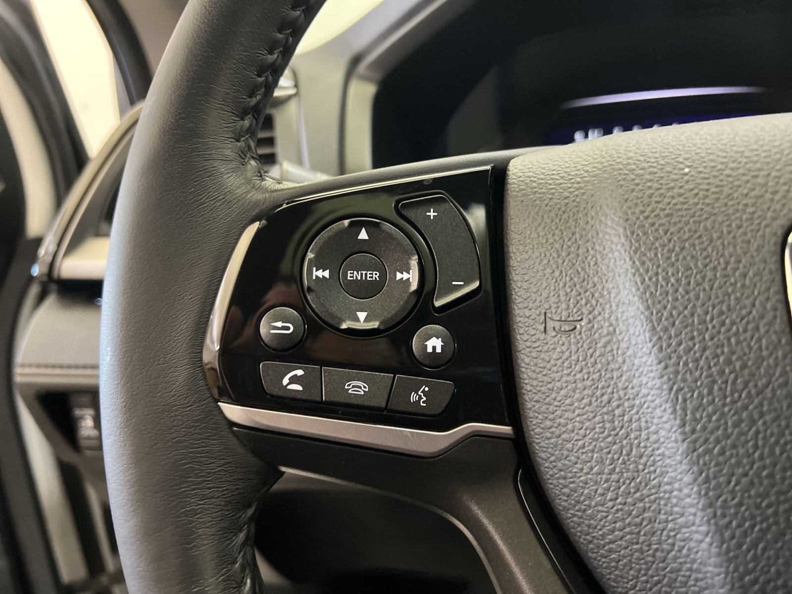 Used 2023 Honda Odyssey Touring image 36