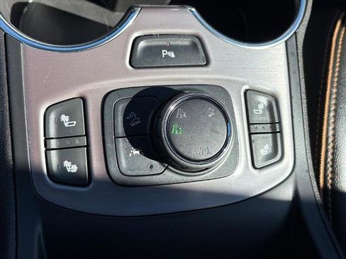 Certified 2024 GMC Terrain AT4 w/ Infotainment Package II image 17