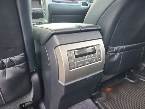 Used 2017 Lexus GX 460 Luxury image 23