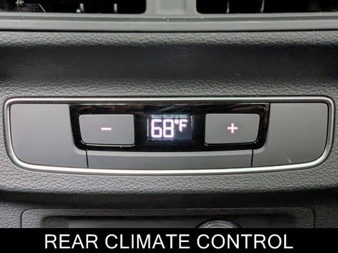 Used 2023 Audi Q5 e Premium Plus w/ Premium Plus Package image 22