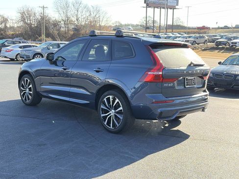 Certified 2023 Volvo XC60 B5 Plus w/ Climate Package image 5