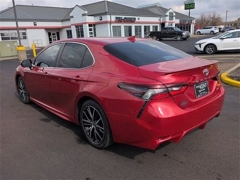 Certified 2023 Toyota Camry SE w/ Cold Weather Package image 5