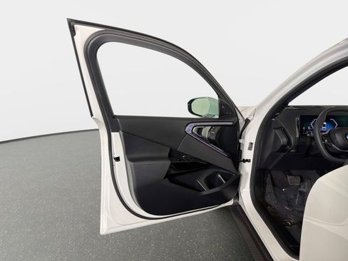 Used 2026 BMW X3 xDrive30 w/ Premium Package image 36