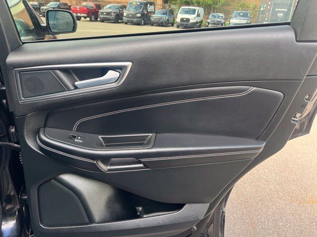 Used 2024 Ford Edge Titanium w/ Equipment Group 301A AWD/4WD image 13