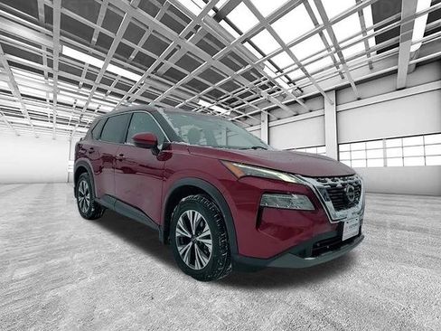 Used 2022 Nissan Rogue SV w/ SV Premium Package image 1