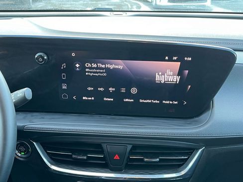 Used 2025 Buick Encore GX Preferred image 18