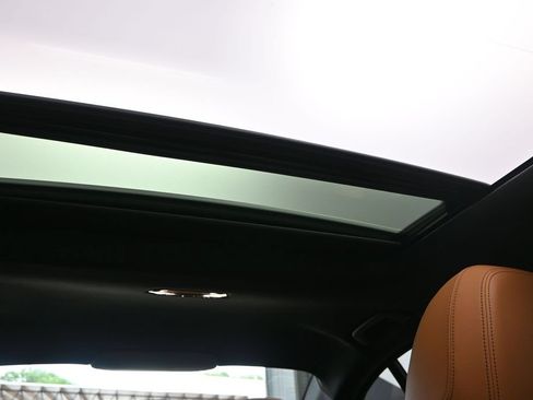 New 2026 BMW 330i Sedan w/ M Sport Package RWD image 26