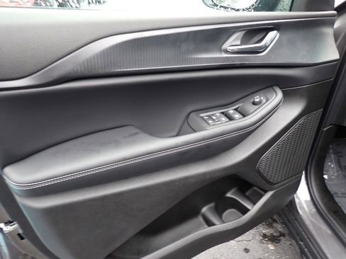 New 2024 Jeep Grand Cherokee L Laredo image 17