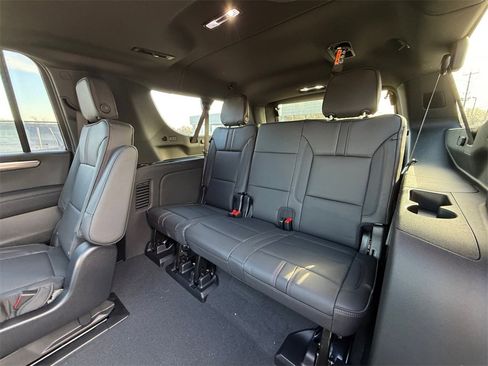 New 2026 Chevrolet Suburban RST w/ Advanced Technology Package image 25