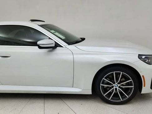 Used 2025 BMW 230i xDrive Coupe w/ Premium Package image 7