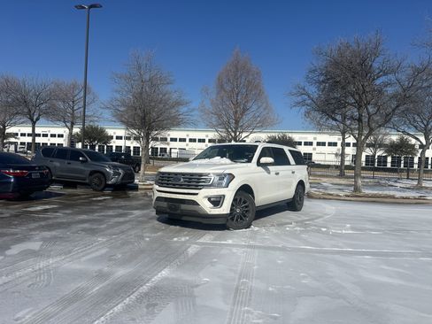 Used 2021 Ford Expedition Max Limited image 3