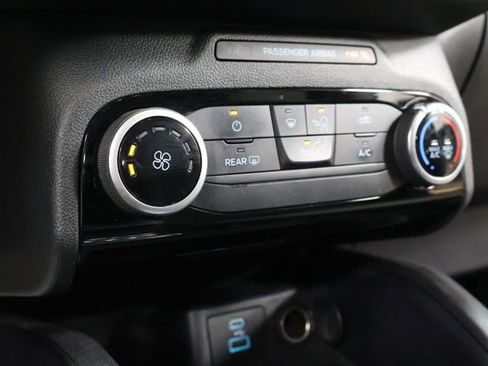 Used 2022 Ford Escape SE AWD/4WD image 17
