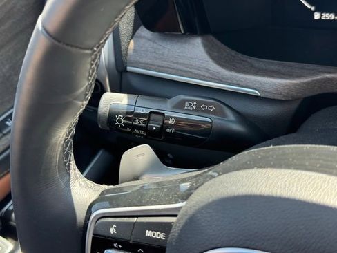 Used 2023 Kia Sorento SX Prestige AWD/4WD image 32