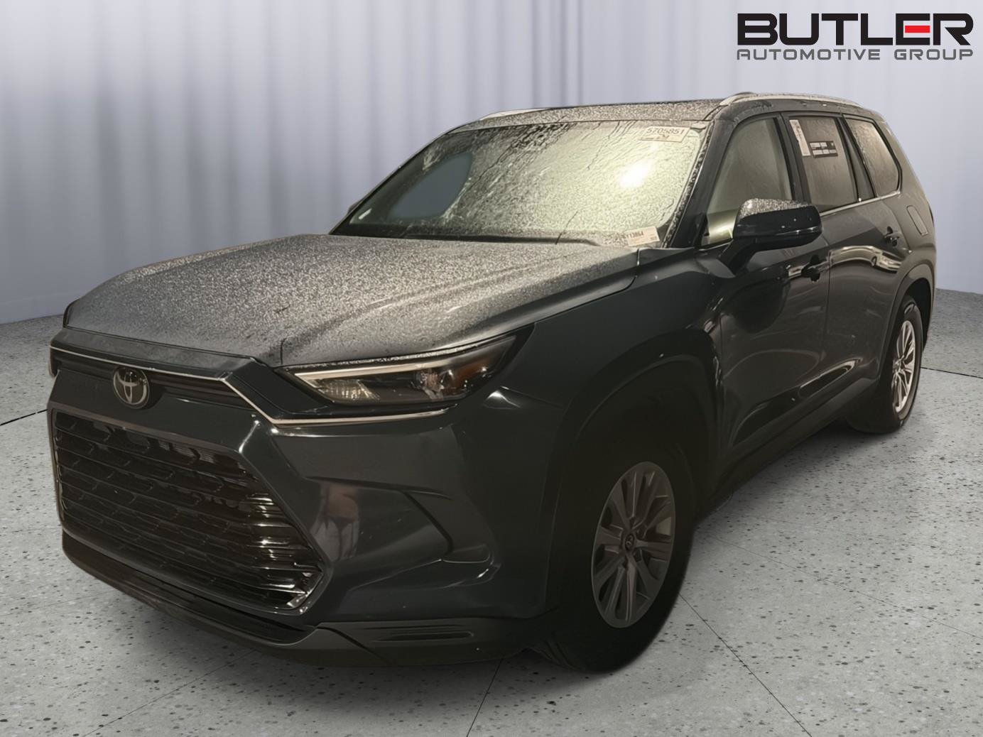 Used 2025 Toyota Grand Highlander AWD image 1