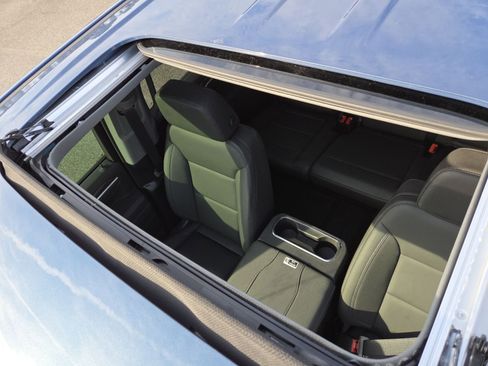 New 2026 GMC Sierra 1500 Elevation w/ Elevation Premium Package image 4