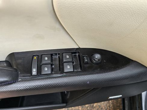 Used 2016 Cadillac XTS Vsport Platinum image 17